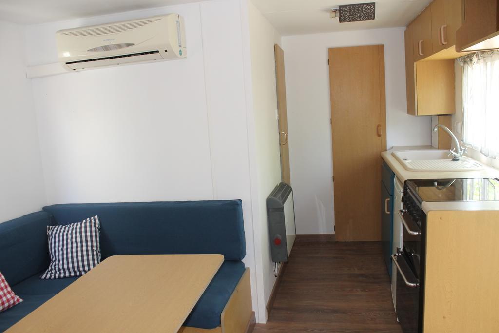 Camping Riba-Roja Exterior photo